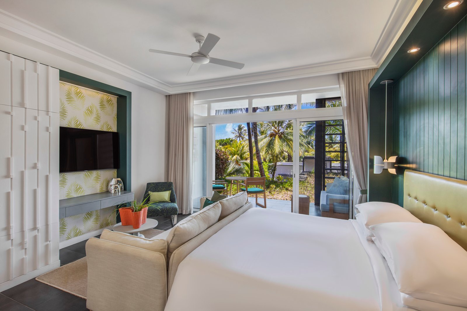 Long beach Junior Suite